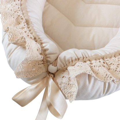 Babynest – Unbleached Cotton + Vintage Crochet Trim