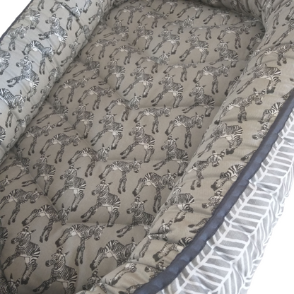 Babynest – Grey Zebras + Grey + Grey Trim