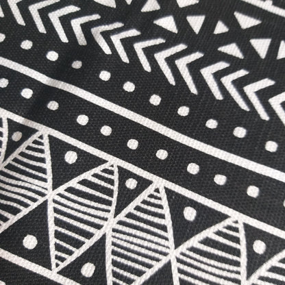 Babynest – Black&White Patterns + Black