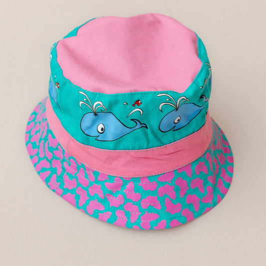 Hat Whale