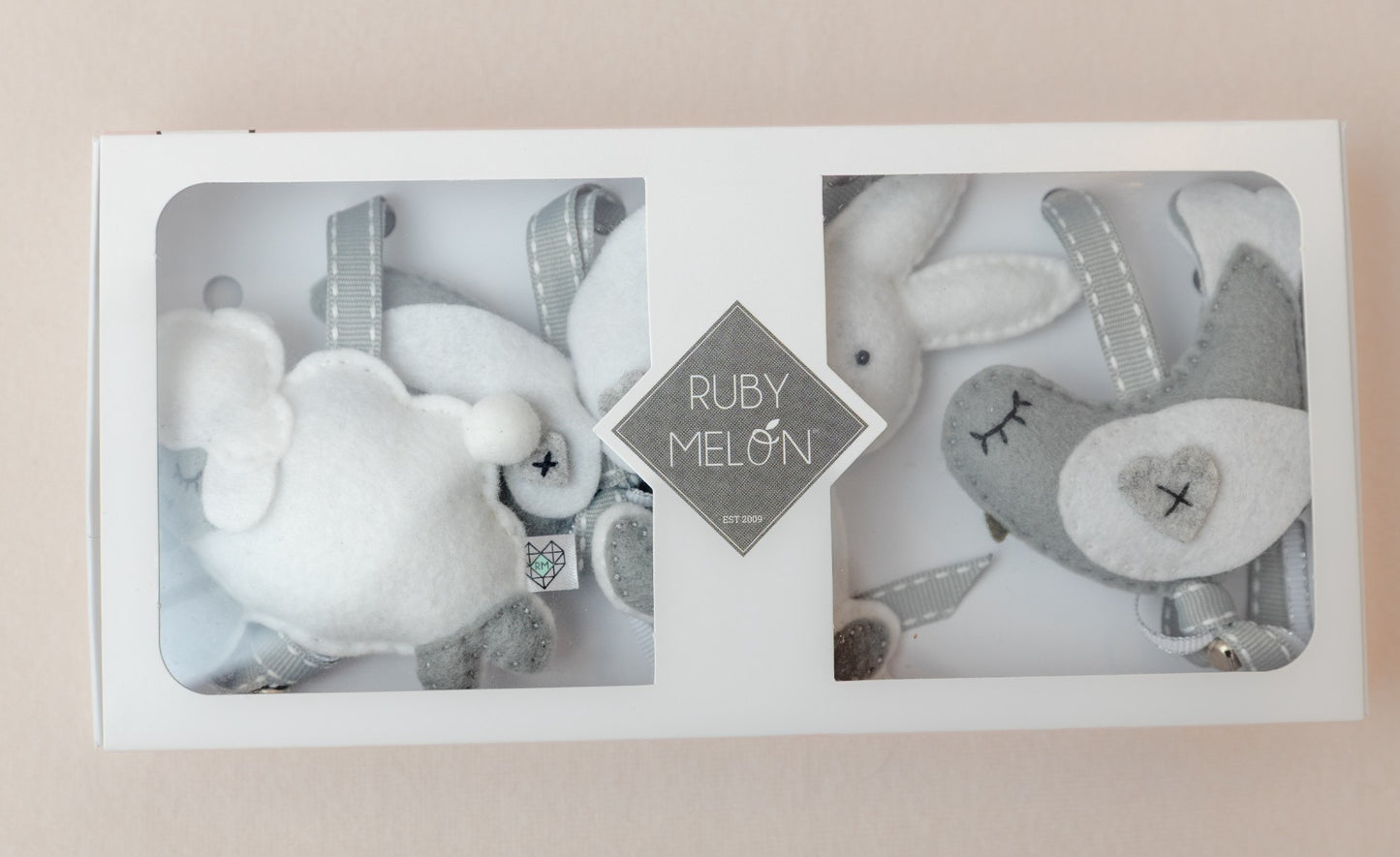 Heartfelt Dingle Dangle Set - Mellow Meadow