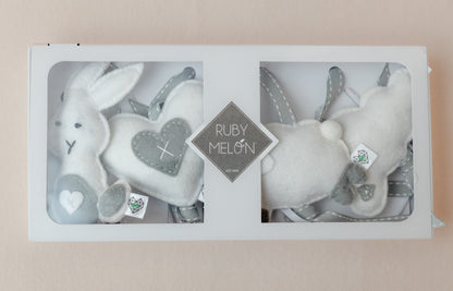 Heartfelt Dingle Dangle Set - Nunu Neutral