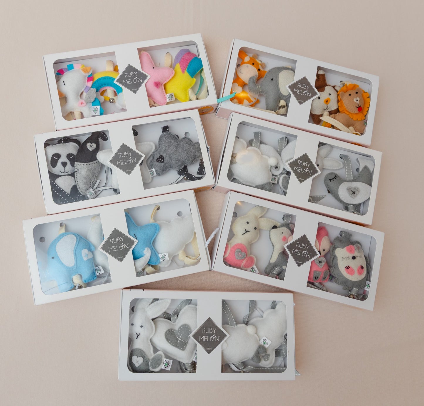 Heartfelt Dingle Dangle Set - Mellow Meadow