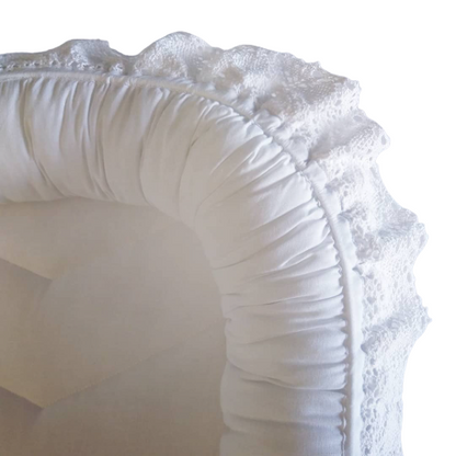 Babynest – Crisp White + Vintage Crochet Trim