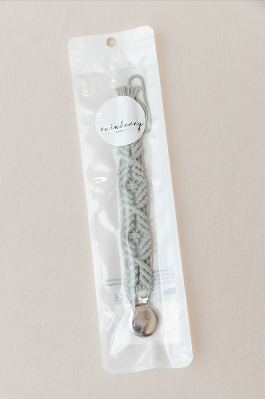 Macrame Dummy Clip