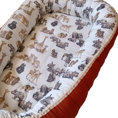 Babynest – Baby Wild Animals + Rust + Beige Trim